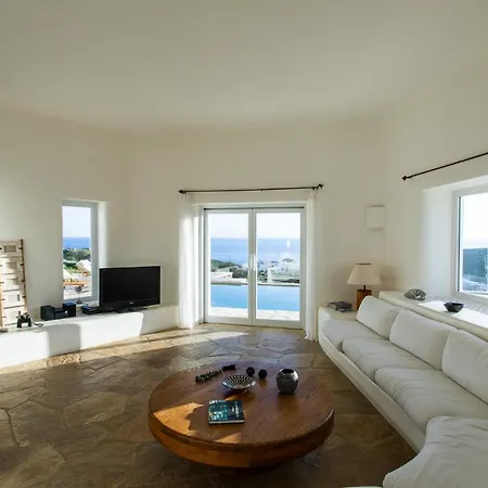 ヴィラ Zen In Lia カラファティス