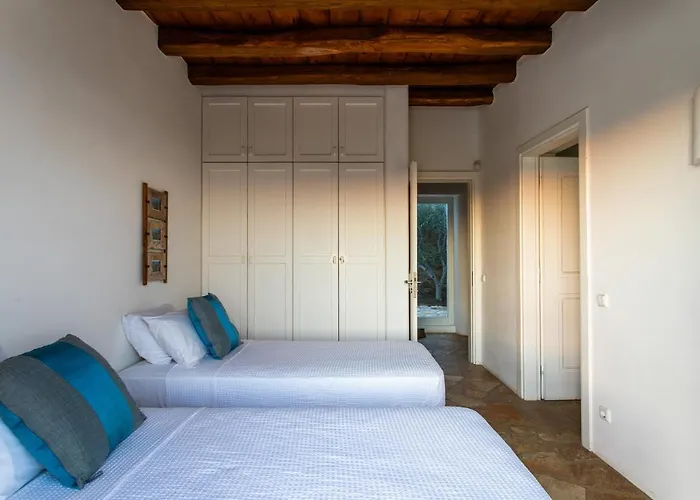 Zen In Lia カラファティス