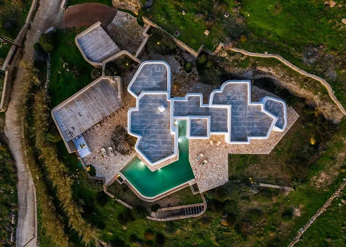 Zen In Lia Καλαφάτη